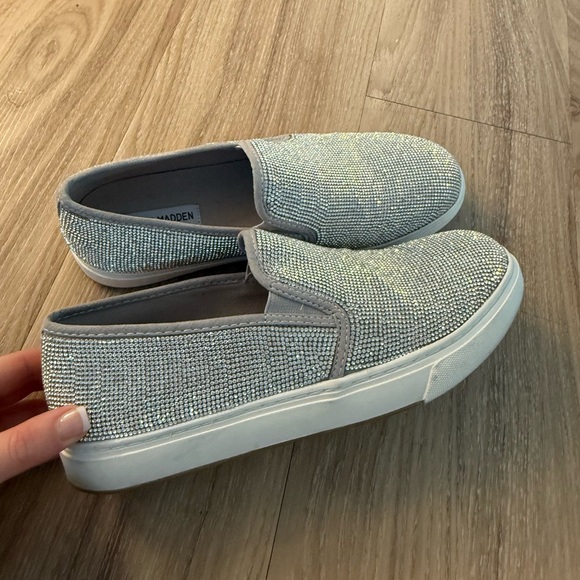 Steve Madden Shoes - Steve Madden rhinestone shoes size 9.5